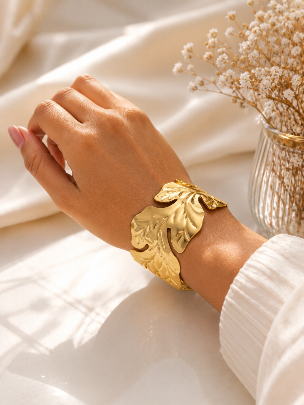 Golden leaf cuff bracelet